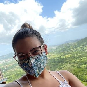 Meet your Posher, Samantha